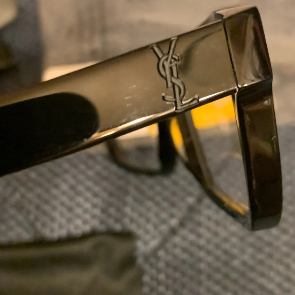 Yves Saint Laurent Glasses with leather case Italy - Picture 6 of 14